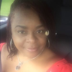 Meet your Posher, Keisha